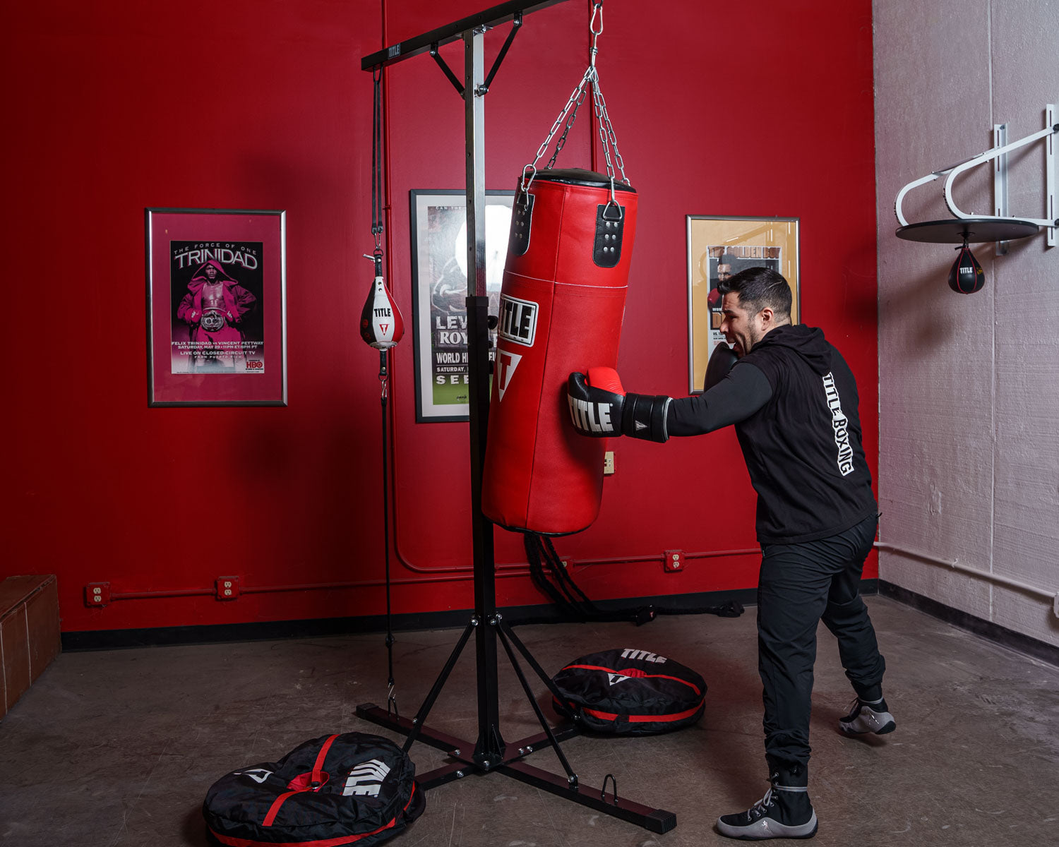 HB Hard Bodies Combo 10-A Synthetic Leather Black Punching Bag, Filled,  Boxing Gloves, Heavy Chain