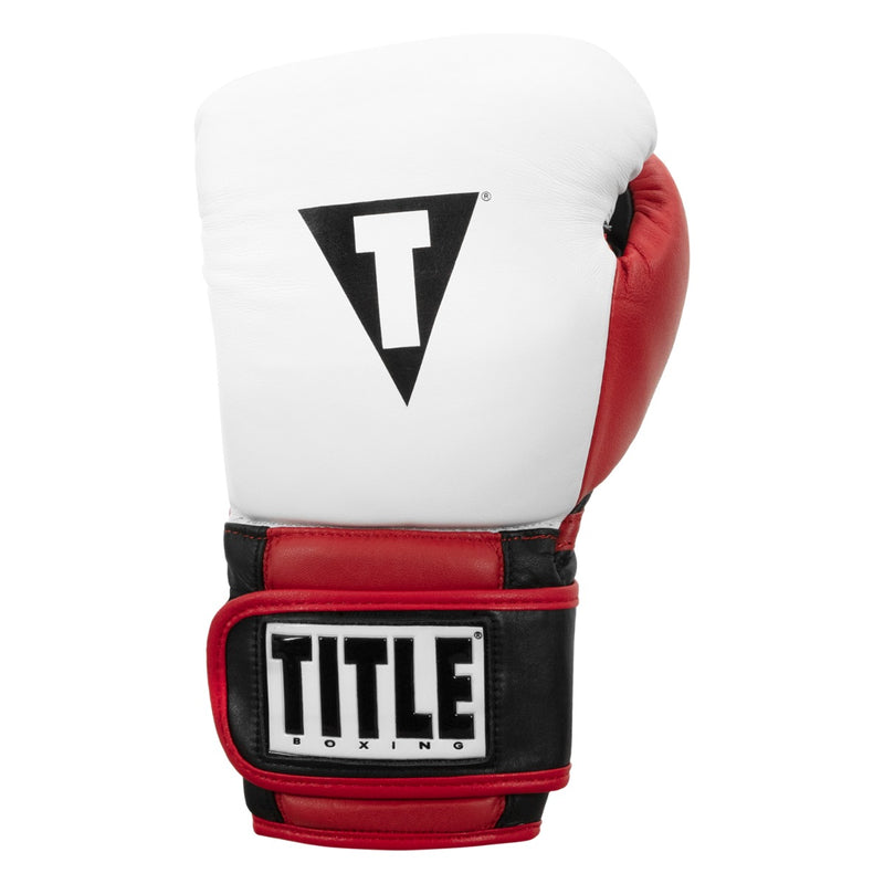 TITLE shops BOXING BUNDLE INCLUDES GEL BOXING GLOVES & 5 SETS OF WRAPS - EXCELLENT CON