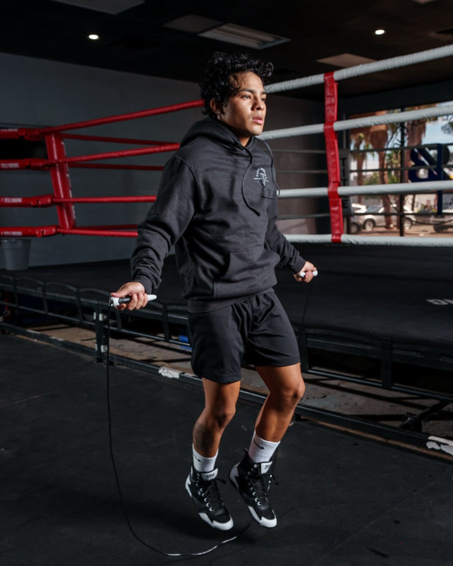 TITLE Boxing Bullet Grip Speed Rope 2.0 man jumping rope